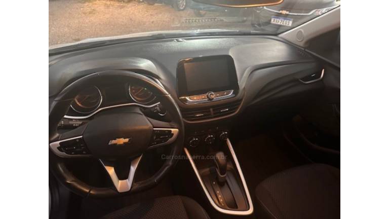 CHEVROLET - ONIX - 2022/2022 - Prata - R$ 86.000,00
