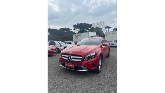 MERCEDES-BENZ - GLA 200 - 2017/2017 - Vermelha - R$ 110.000,00