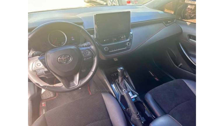 TOYOTA - COROLLA - 2022/2023 - Preta - R$ 152.000,00
