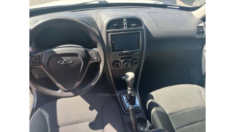 CHERY - TIGGO - 2014/2015 - Branca - R$ 45.000,00