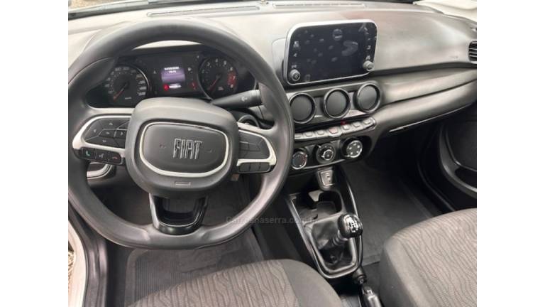 FIAT - CRONOS - 2023/2023 - Branca - R$ 72.000,00